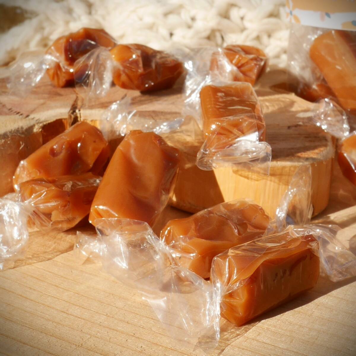 Caramels tendre au miel et beurre salé